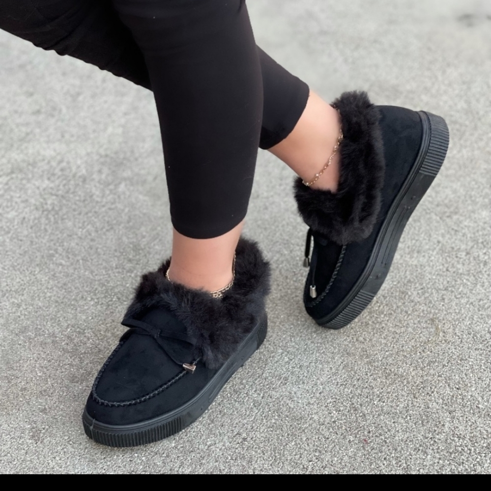 Cozette Cozy Moccasins Black